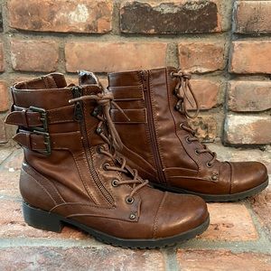 GUESS combat boots